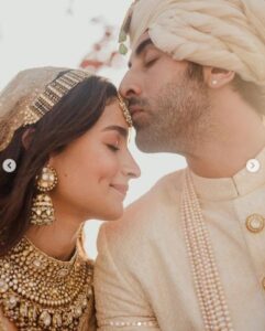 Some Intresting Pics From Ranbir Kapoor, Alia Bhatt Wedding