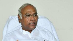 Congress Presidential election: Mallikarjun Kharge IN, Digvijay Singh OUT, High voltage drama continues